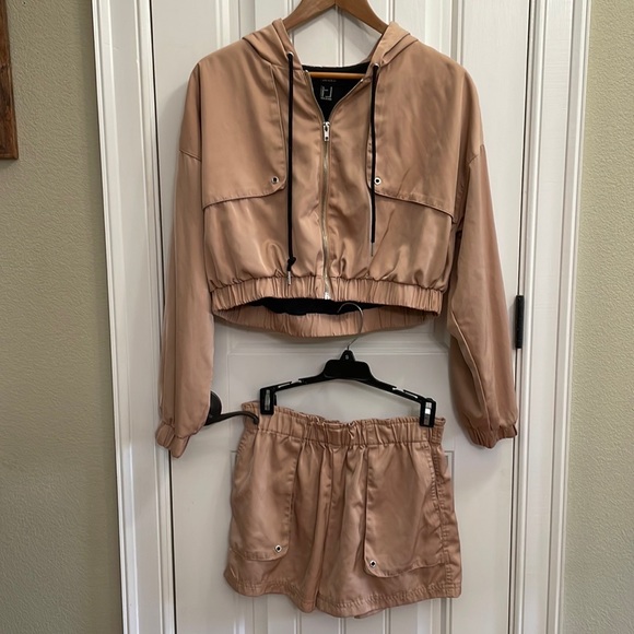 Forever 21 Jackets & Blazers - Forever 21  jacket and short set.  M